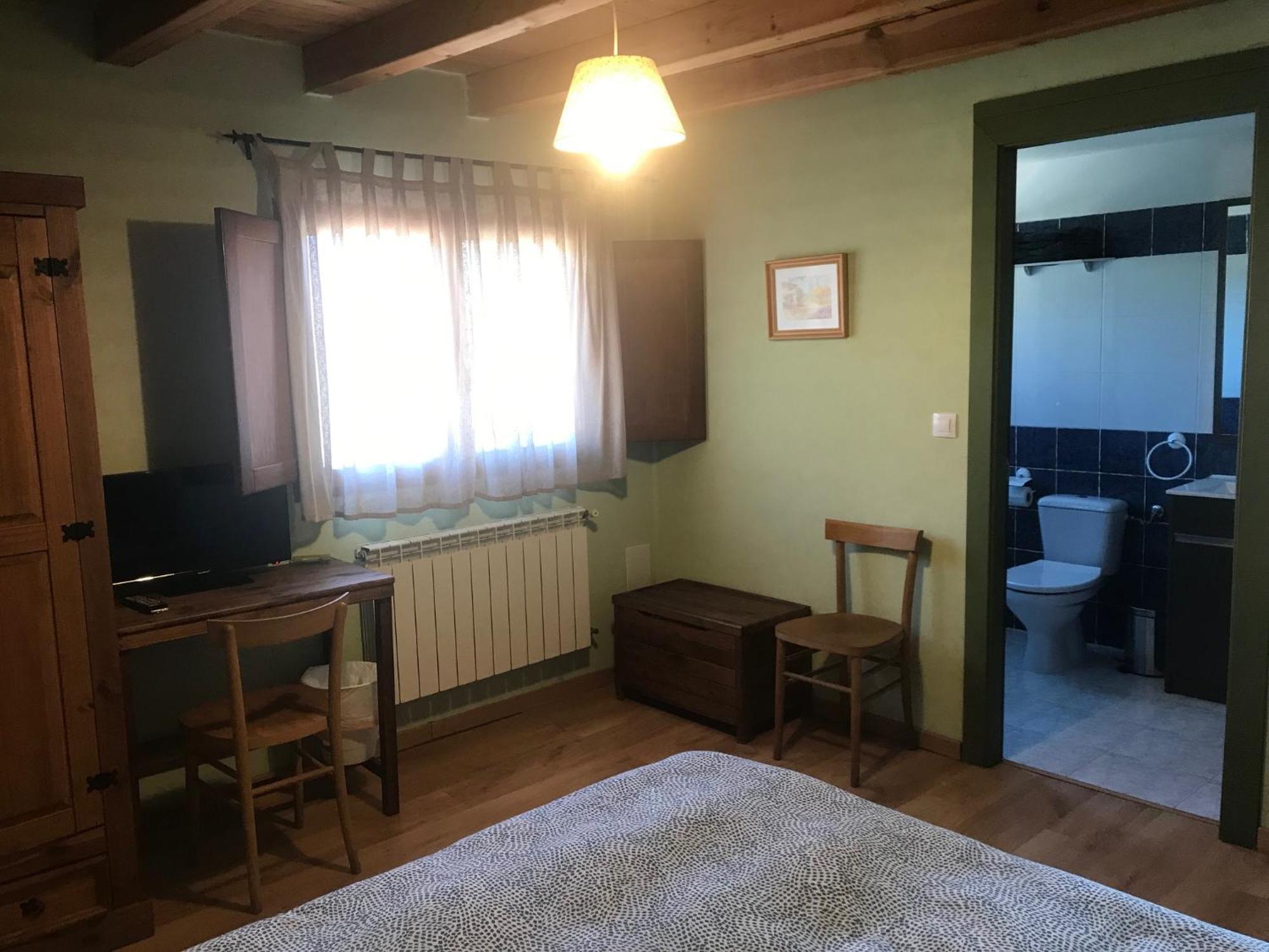 Besande Alojamientos Casa San Habitaciones מראה חיצוני תמונה